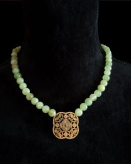 Solal Bijoux Haute Fantaisie collier aimanté de perles en jade vert