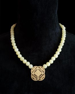 Solal Bijoux Haute Fantaisie collier aimanté de perles en jade jaune